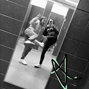 Meet your Posher, Genevieve